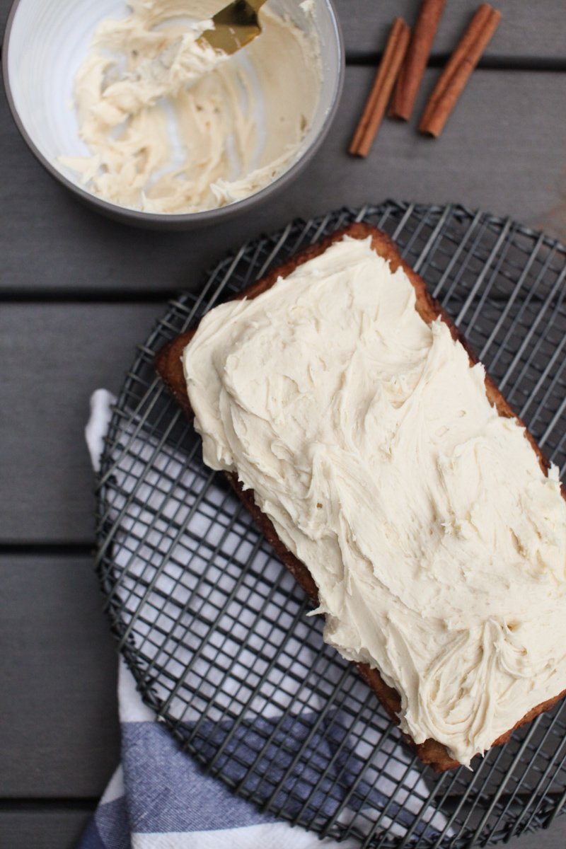 brown butter cardamom pear cake with honey tahini frosting