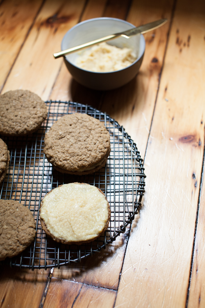 miso-oatmeal-creme-cookies-1