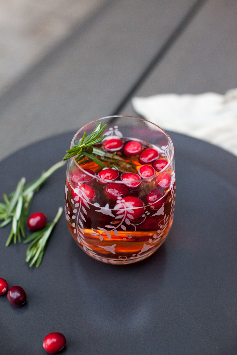 Cranberry sparkling lemonade cocktail recipe-1