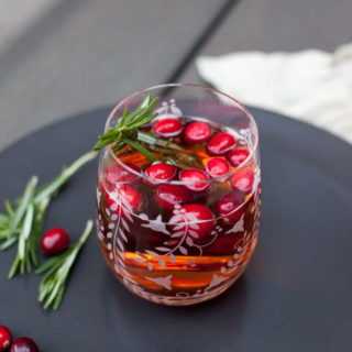 Cranberry sparkling lemonade cocktail recipe-1