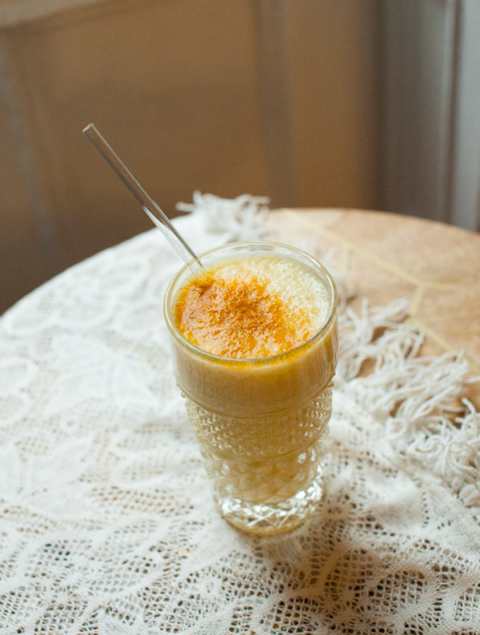 ginger turmeric banana healthy smoothie recipe-2